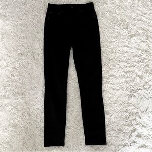 Aritzia Denim Forum Lola Skinny Jeans